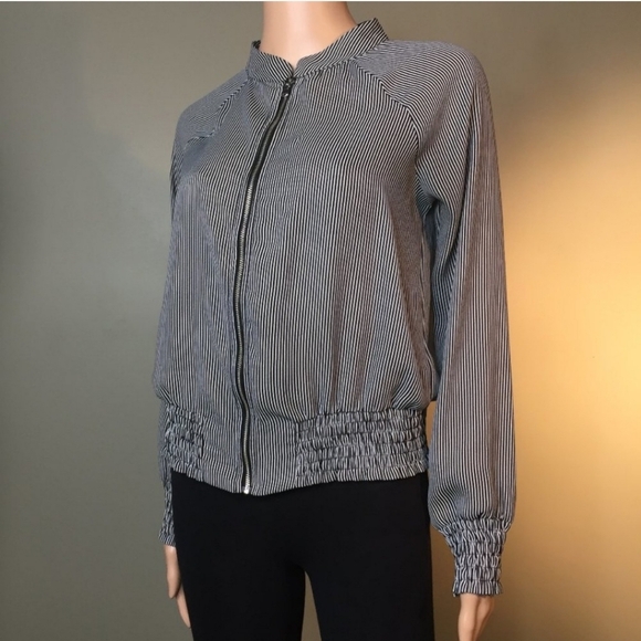 MAURICES Jacket Ladies Medium Black White Striped Long Sleeve Sheer Smocking Top - Picture 2 of 10